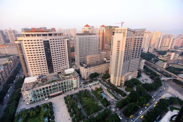 重庆这5家医院太牛了！领先全国90%的三甲医院！他们的最牛科室在此。