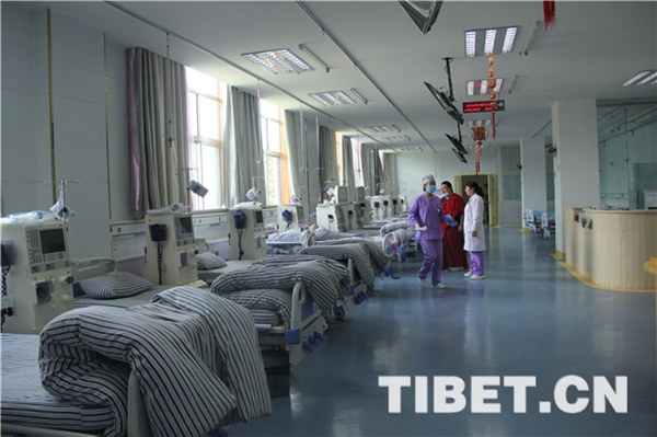 李克强总理被援藏医生感动 3年来他们为西藏做了什么