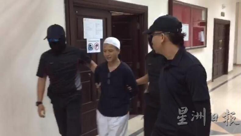 马来西亚小学教师持有IS书籍，被判刑5年
