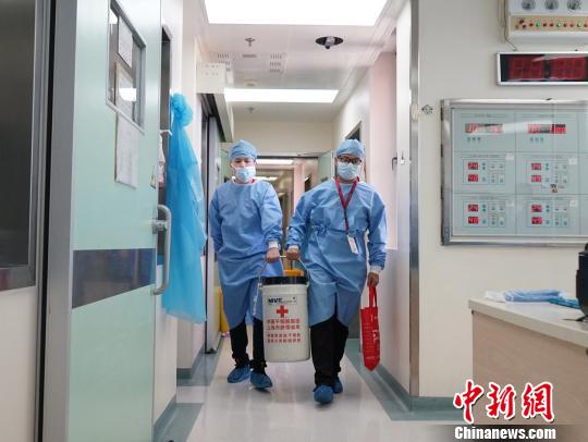 上海成功探索脐带血干细胞移植治疗重症免疫性
