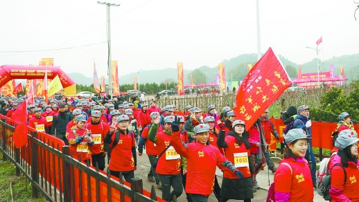 “穿越大湘西”已成为湖南全民健身运动的靓丽“名片”