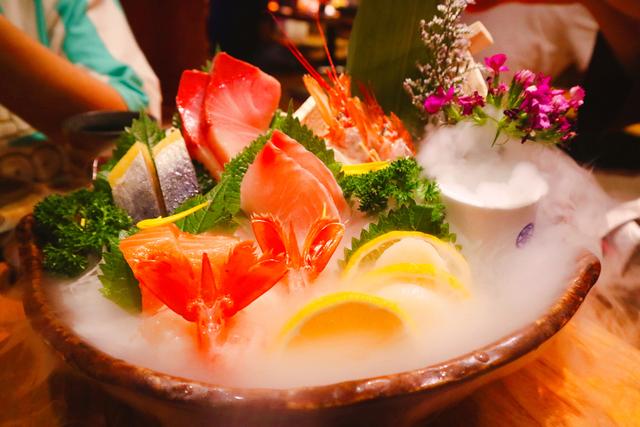 听说30度的温度和高冷的日式料理是最配哦，这家餐厅你去过吗？