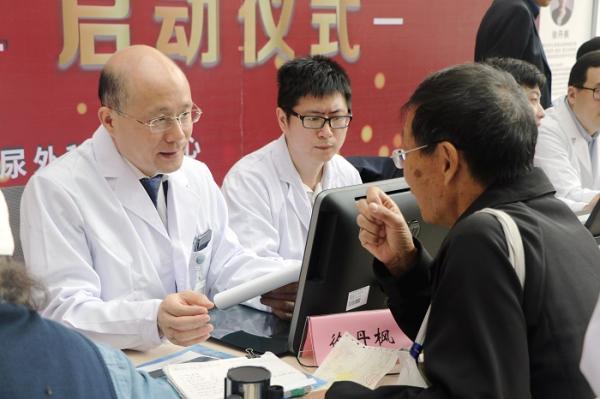上海顶尖泌尿专家团队入驻 合力打造苏州西部泌