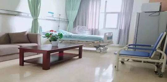 四川省中医院新设产科和新生儿科 昨日喜迎第一例顺产宝宝