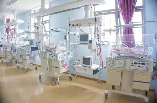 四川省中医院新设产科和新生儿科 昨日喜迎第一例顺产宝宝