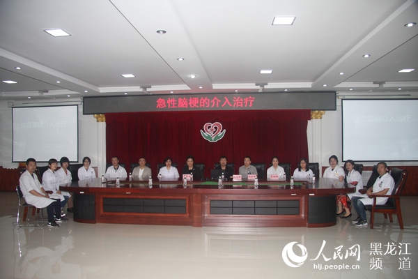 黑龙江省医院与对口帮扶贫困县兰西县人民医院进行帮扶队员交接