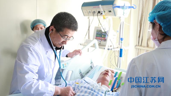 滨海县人民医院再次引进名医工作站 为重症患者
