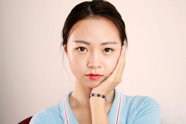 “啪啪”打脸的护肤法靠谱吗？真的能促进皮肤吸收？