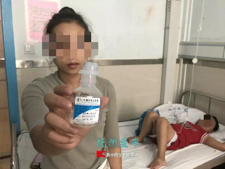 江西抚州儿童被注射过期药：2名分管副院长被免职