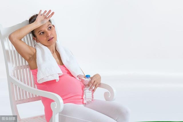 容易出汗的孕妇，日常要注意这4个护理保健
