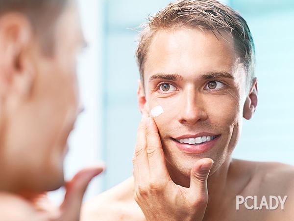 男士护肤一定要避免4个误区 很多男人都在错误护肤