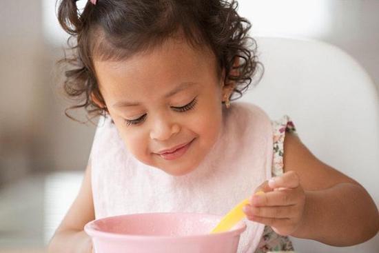孩子少喝这三种“营养大补汤”，喝多了影响身体发育，家长要重视