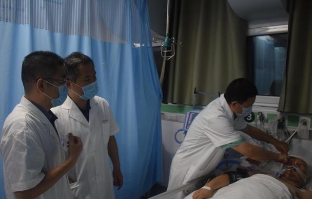 大同市第三人民医院空中120紧急救援 神经外科彻夜手术挽救生命