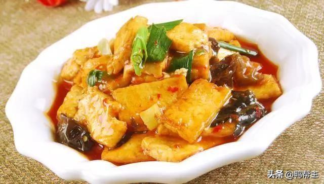 传统的川菜传统小煎小炒才是经典，大厨教你每道经典川菜家常做法