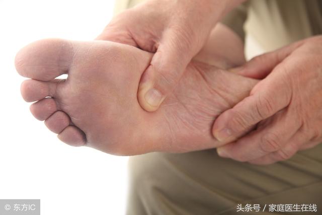 经常手脚发麻，可能是身体在提示你，被这5种疾病“盯上”了