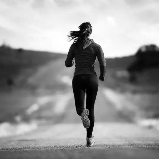 减脂的时候，怎么让跑步更有效果，做到瘦身不反弹？