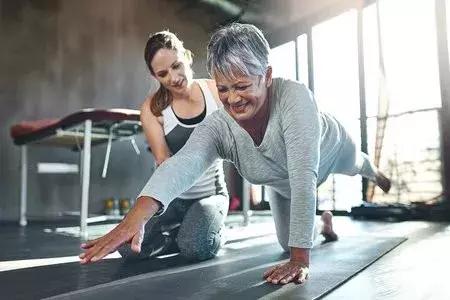8种最适合老年人的健身方法