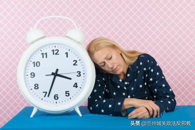 你的年龄睡几个小时最健康，别因为熬夜毁了自己！