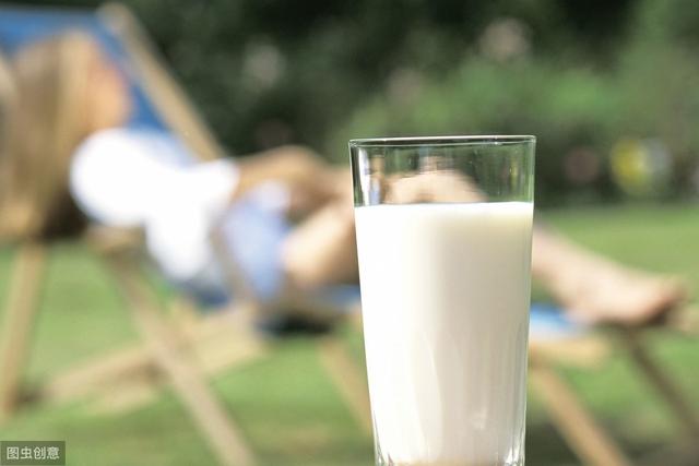 注意了，这6种牛奶坚决不能给孩子喝，再喜欢也不行