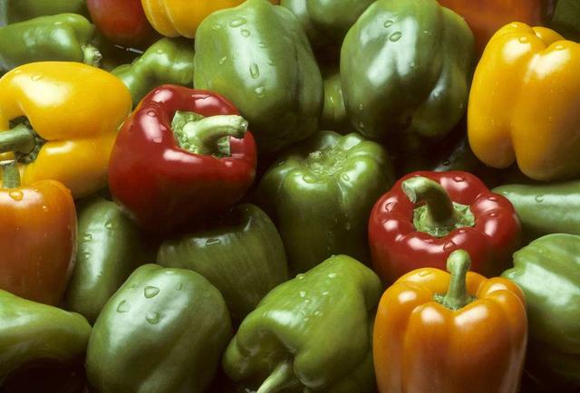 秋季常吃3种蔬菜，维生素C含量要比红薯叶多，但很多人没吃对