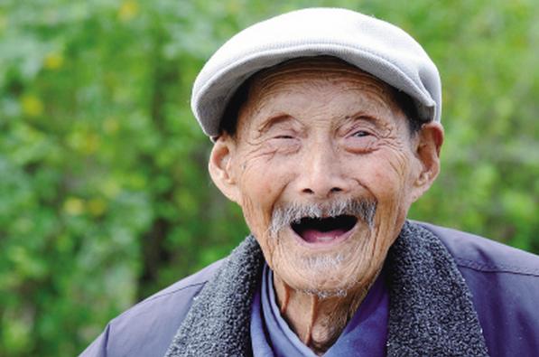 百岁老人的长寿秘诀，坚持养成这5个生活习惯让你长命百岁