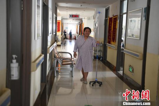 刘振红在医院顺利完成手术。　张瑶 摄