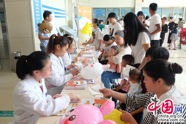 ​单县中心医院举行儿童用药安全公益宣传活动